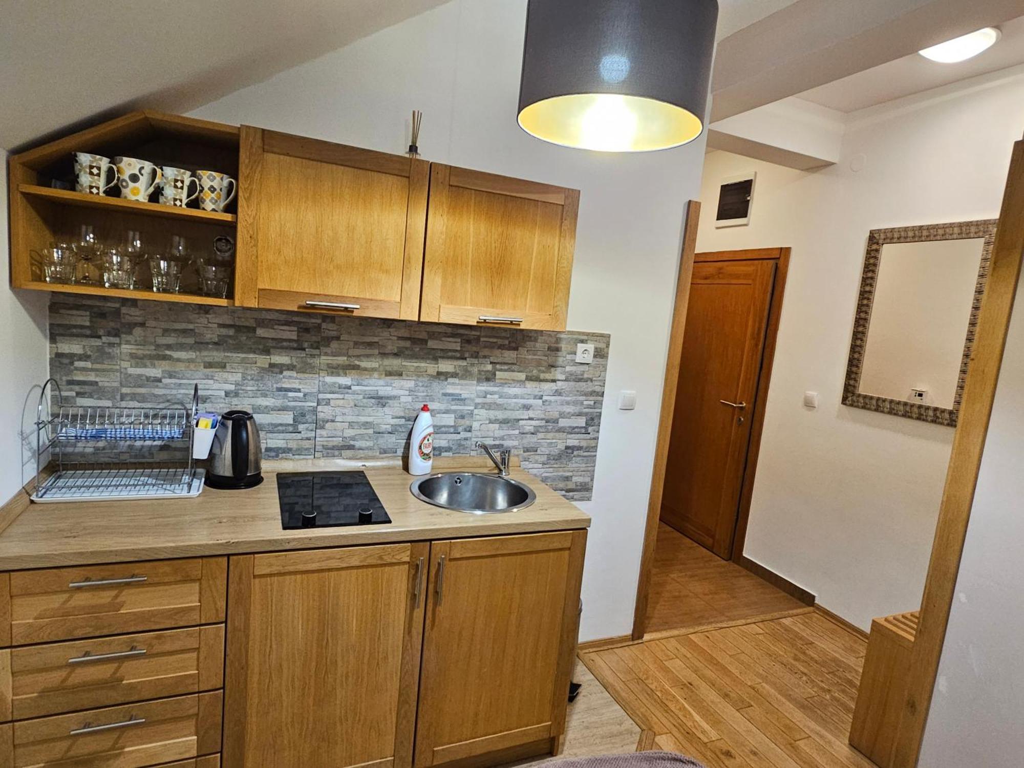 Apartments Rapid Τζαχορίνα Εξωτερικό φωτογραφία