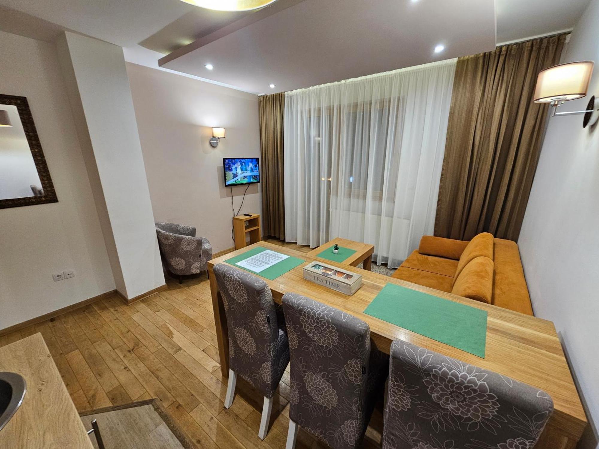 Apartments Rapid Τζαχορίνα Εξωτερικό φωτογραφία