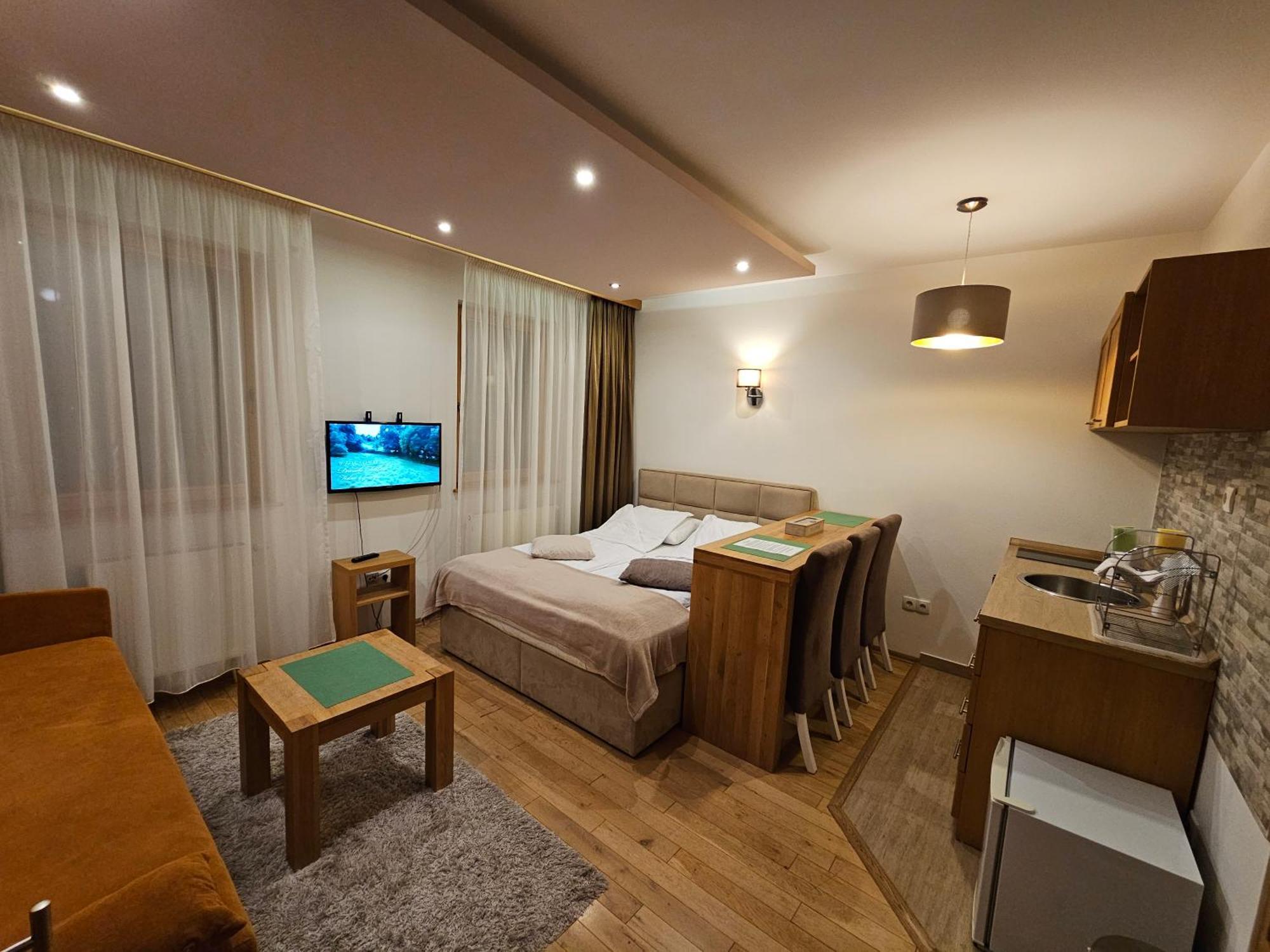 Apartments Rapid Τζαχορίνα Εξωτερικό φωτογραφία