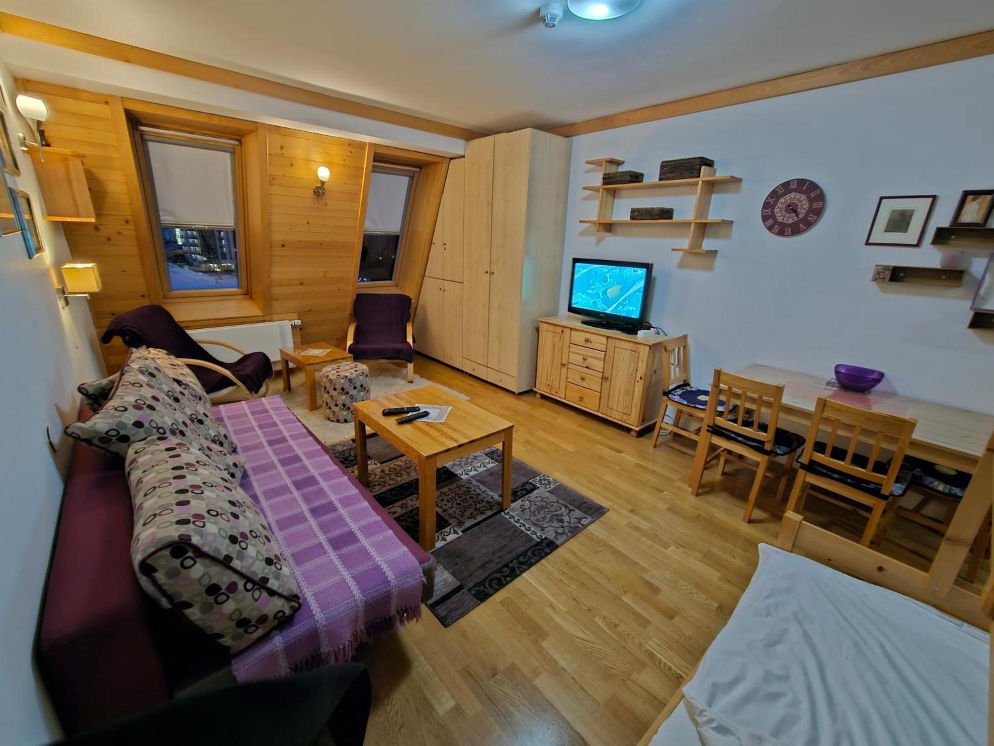 Apartments Rapid Τζαχορίνα Εξωτερικό φωτογραφία
